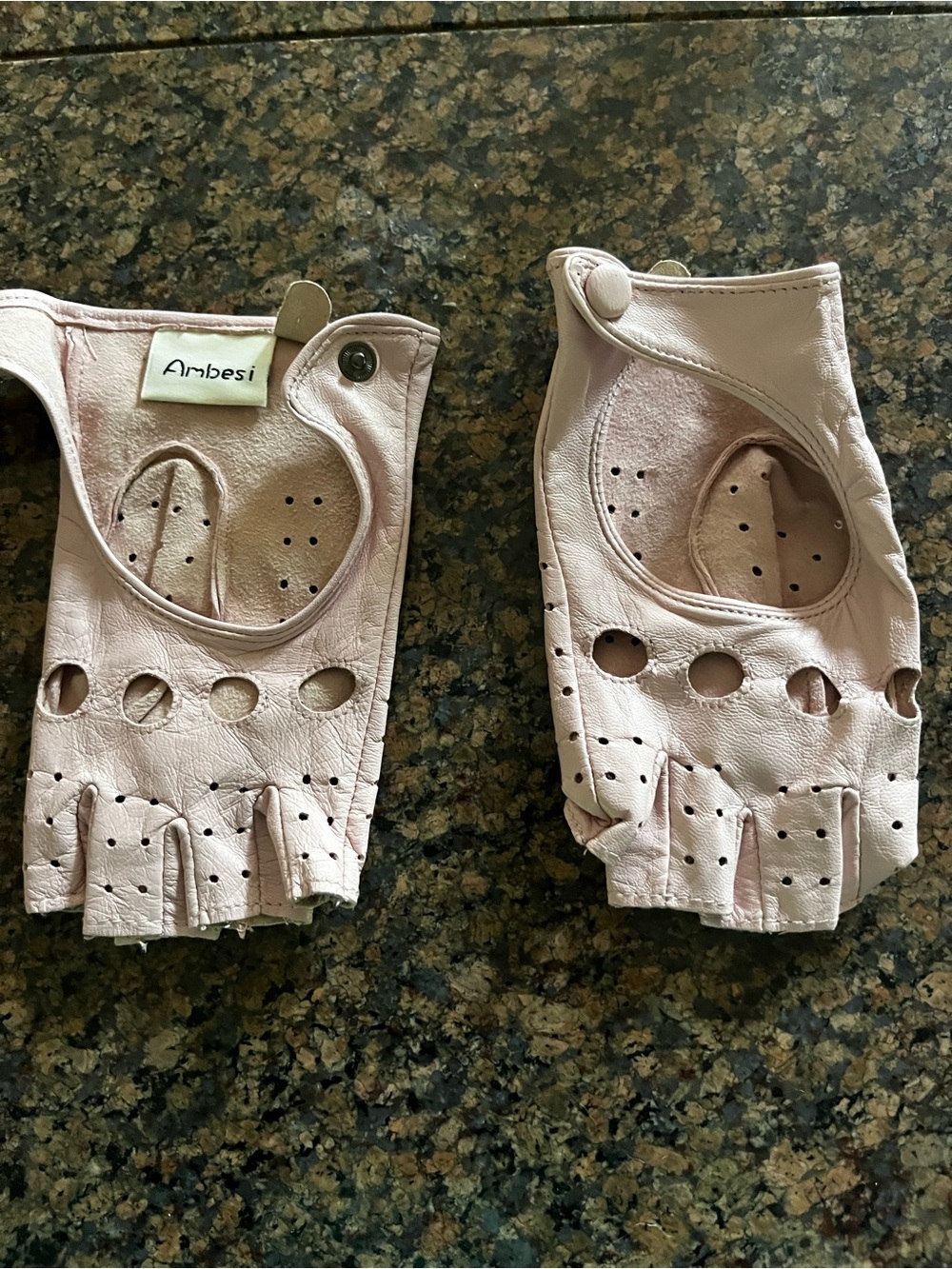 Ambesi  Pink Leather Fingerless Cycling Gloves